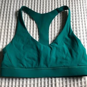 NEW lulu sports bra